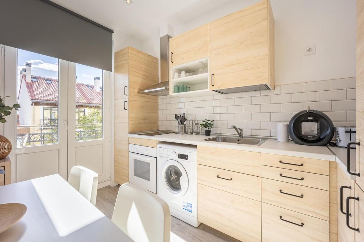 Apartamento Con Vistas En Lavapies Apartment Мадрид Екстериор снимка