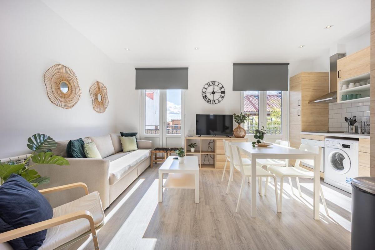 Apartamento Con Vistas En Lavapies Apartment Мадрид Екстериор снимка