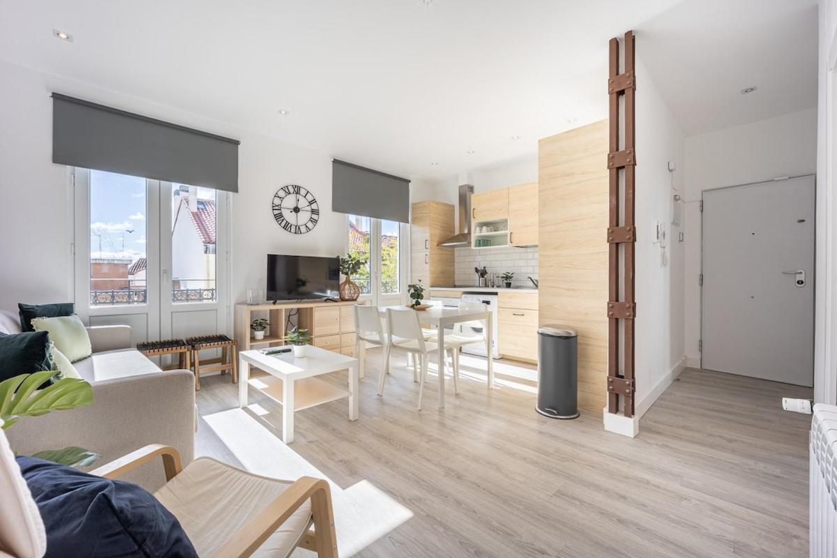 Apartamento Con Vistas En Lavapies Apartment Мадрид Екстериор снимка