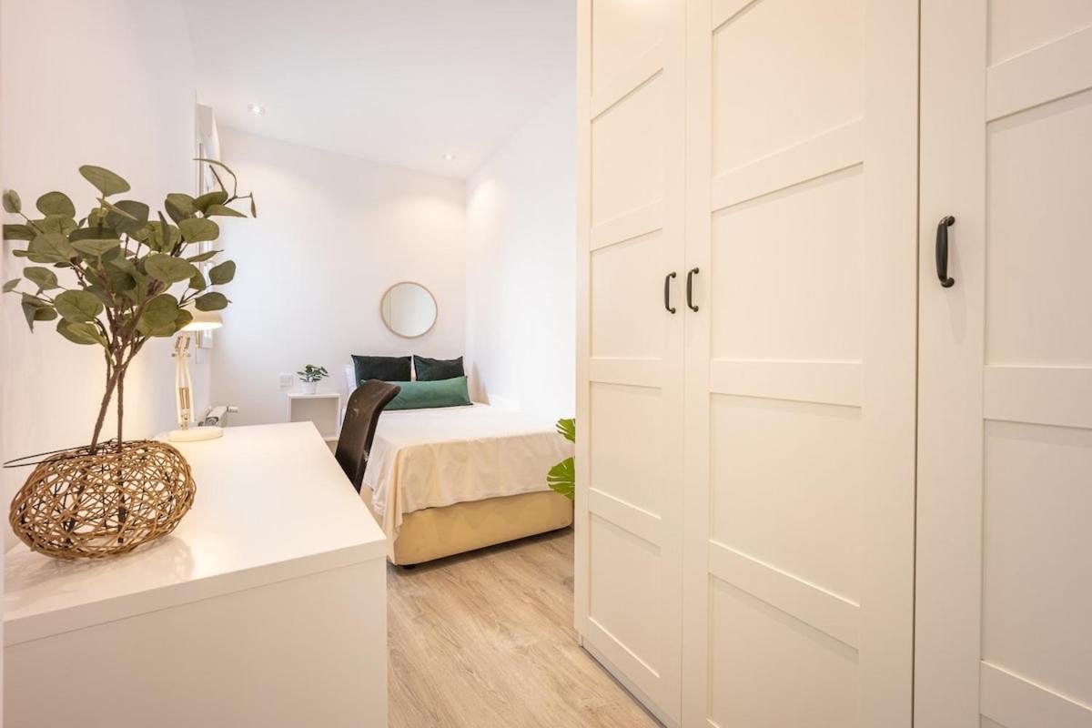 Apartamento Con Vistas En Lavapies Apartment Мадрид Екстериор снимка